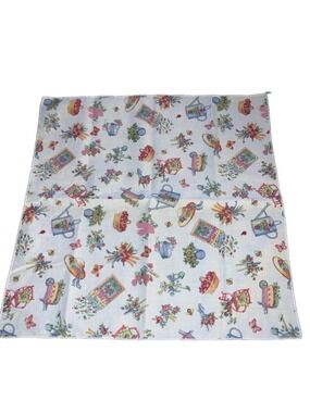 Garden party cloth Napkins 16x16 set of four White Multi-color